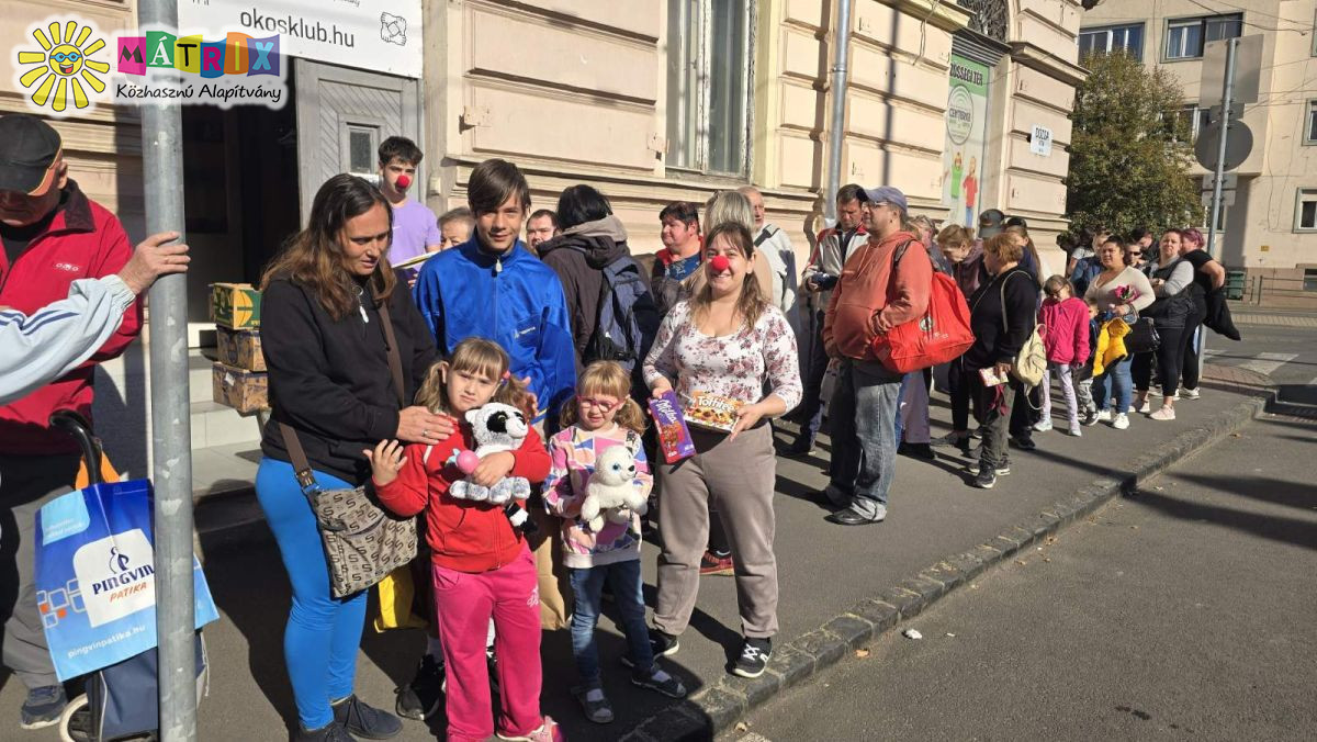 Kisgyermekekért - ételosztással is segítünk